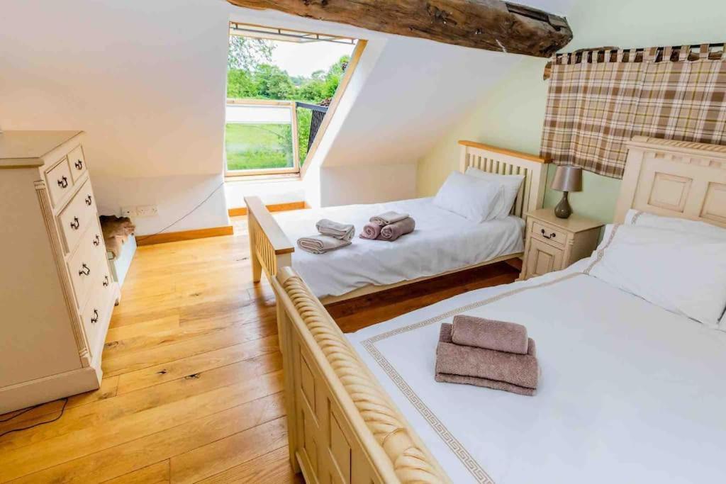 Four Bed Barn Conversion Junction 37 38 M1 Barnsley Dış mekan fotoğraf