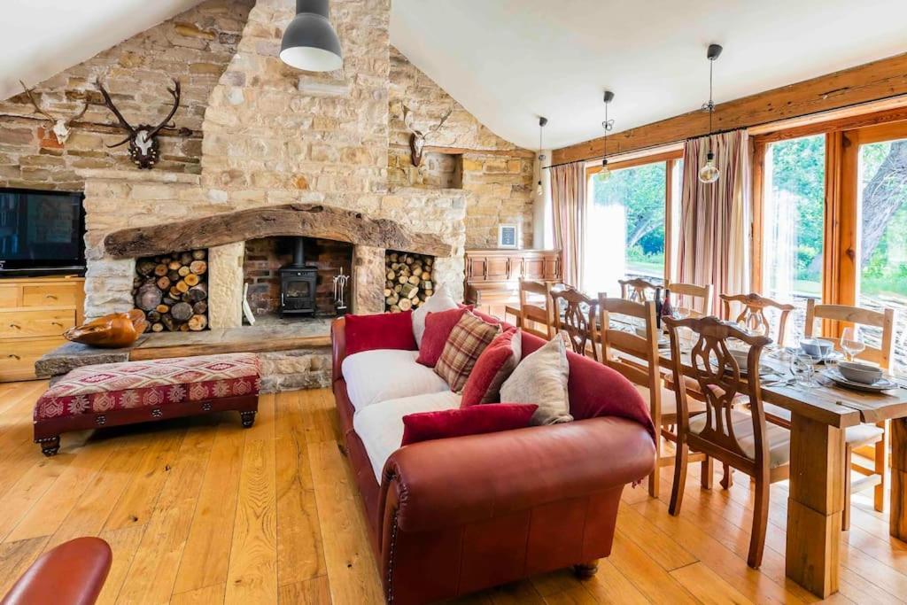 Four Bed Barn Conversion Junction 37 38 M1 Barnsley Dış mekan fotoğraf