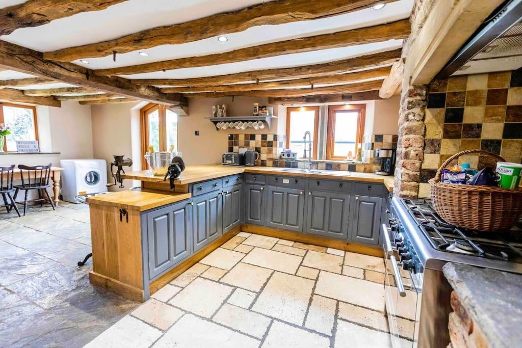 Four Bed Barn Conversion Junction 37 38 M1 Barnsley Dış mekan fotoğraf