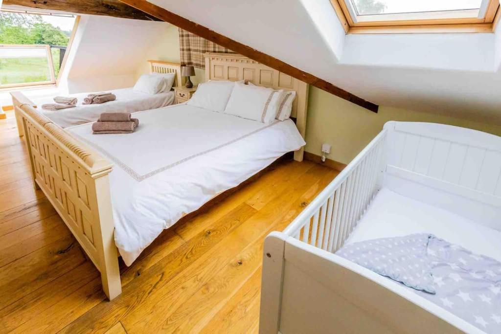 Four Bed Barn Conversion Junction 37 38 M1 Barnsley Dış mekan fotoğraf